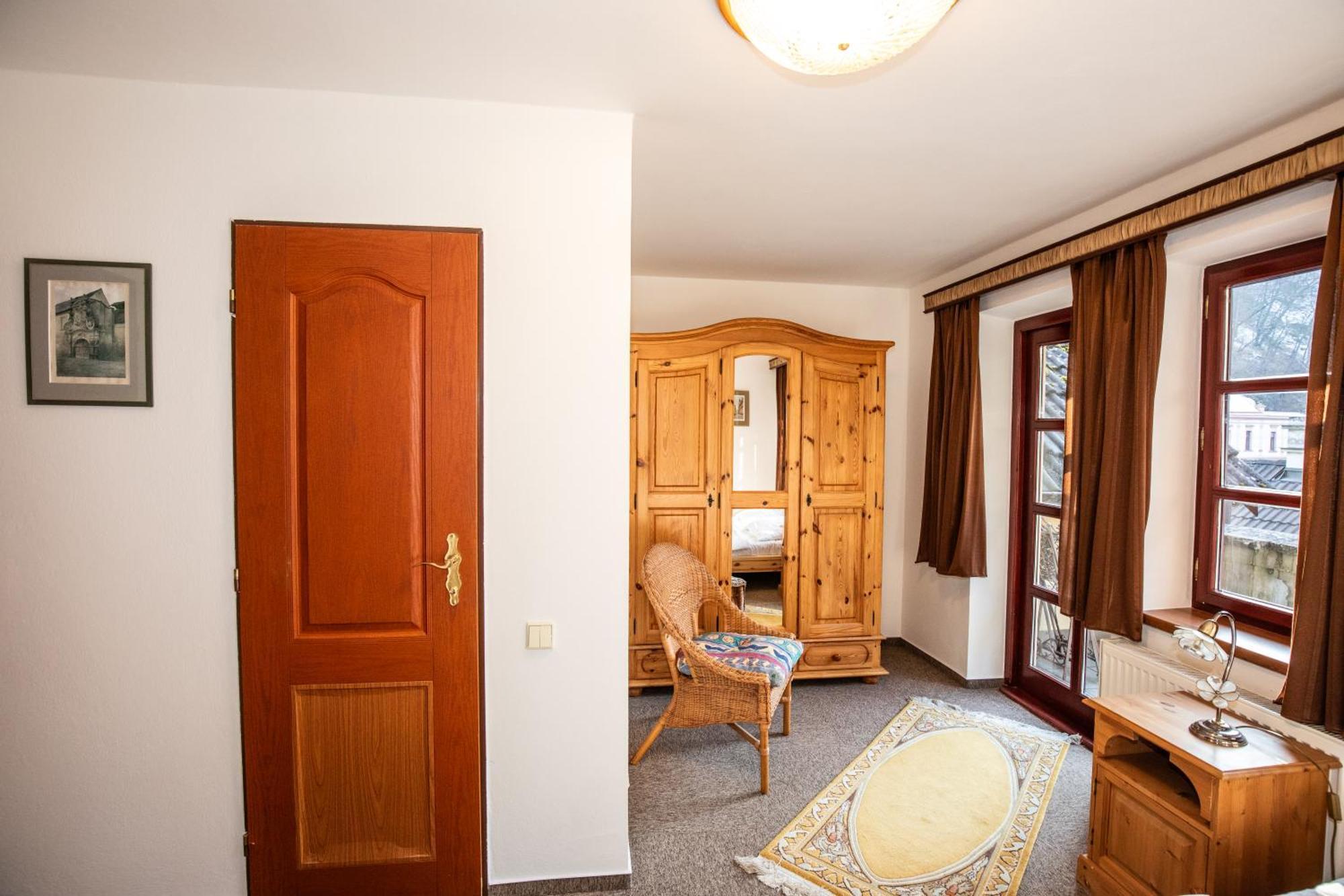 Resort U Jelena Křivoklát Стая снимка