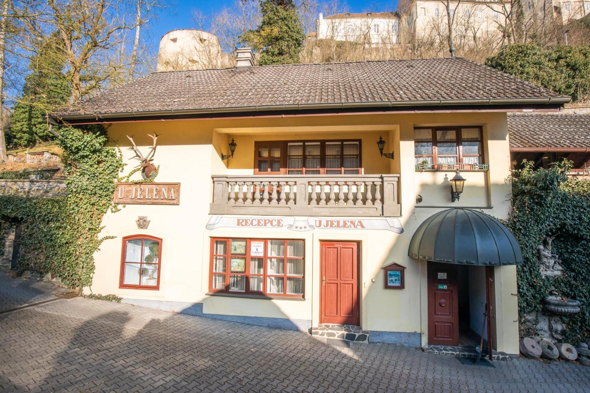 Resort U Jelena Křivoklát Екстериор снимка