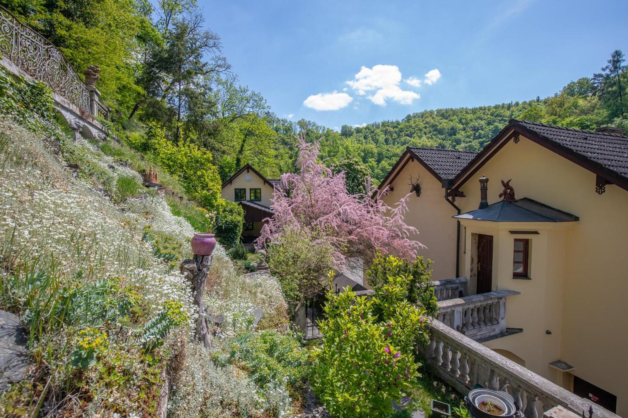 Resort U Jelena Křivoklát Екстериор снимка
