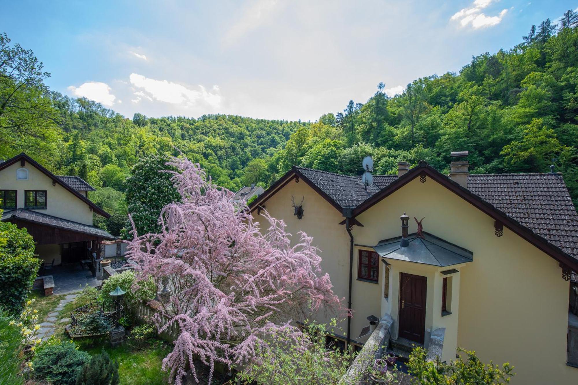 Resort U Jelena Křivoklát Екстериор снимка