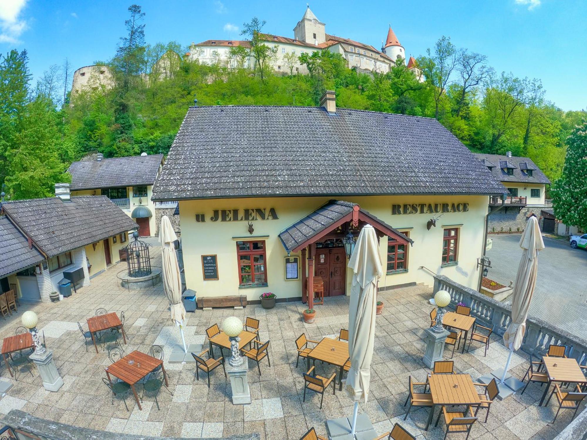 Resort U Jelena Křivoklát Екстериор снимка