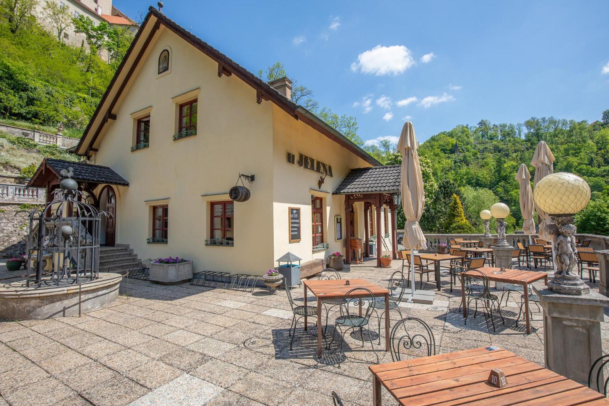 Resort U Jelena Křivoklát Екстериор снимка